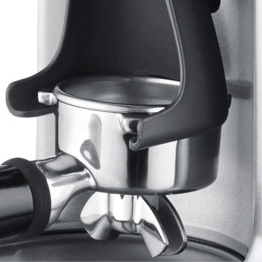 Sage the Dose Control Pro BCG600 Coffee Grinder in Silver, close-up of the portafilter cradle