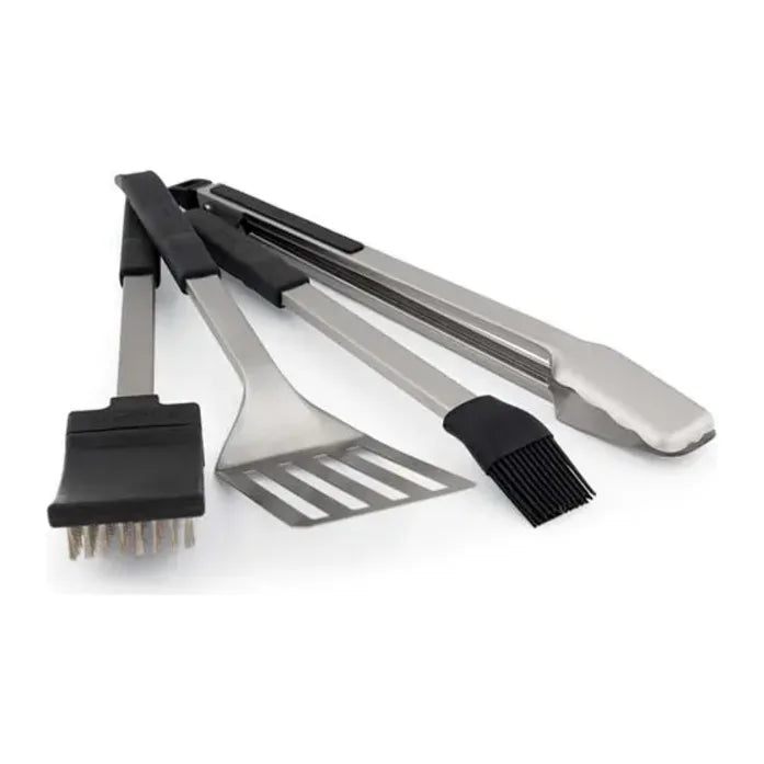 Broil King 64003, brush, slotted spatula, basting brush and tongs laid out