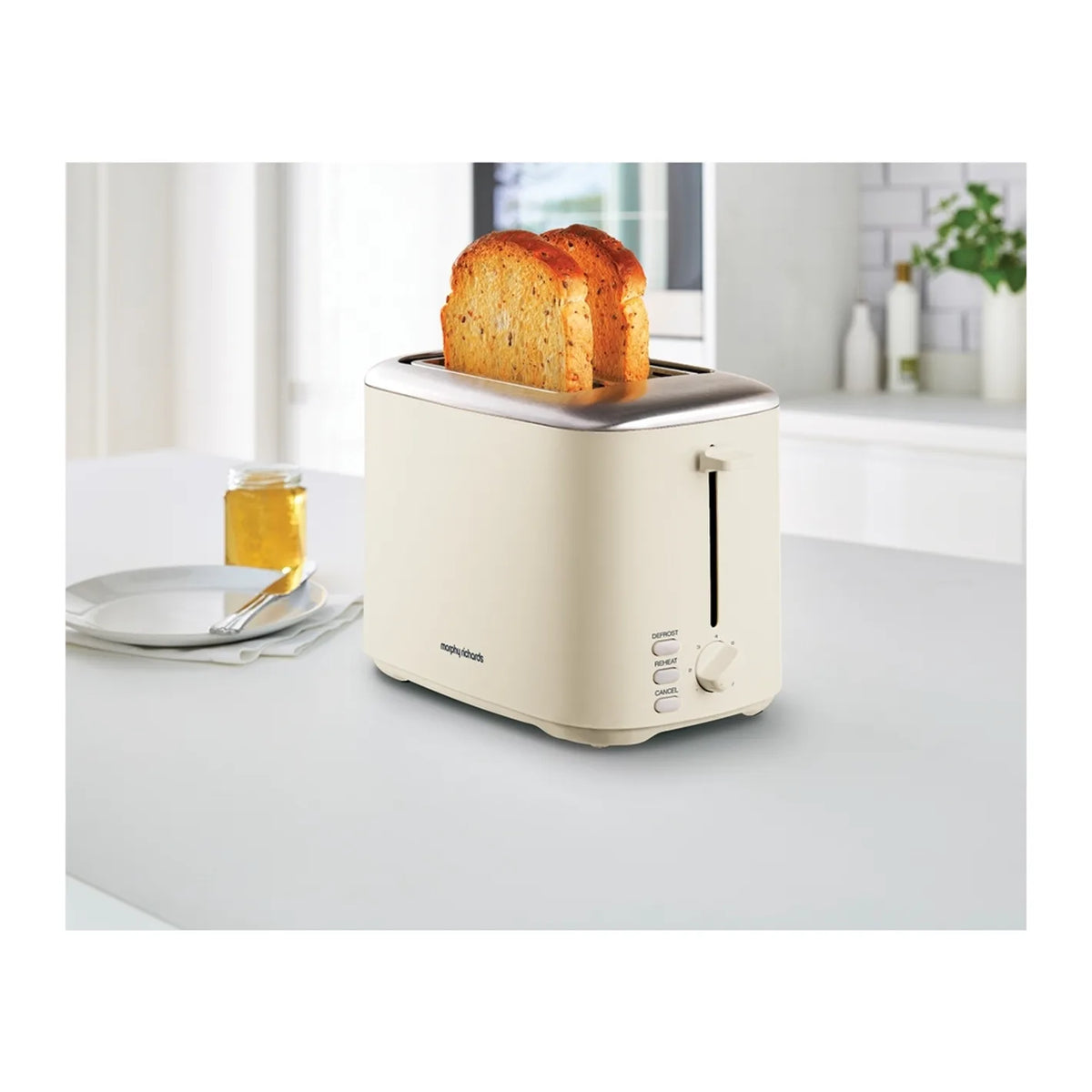 Morphy Richards Equip 222067 Toaster in Cream, angled view