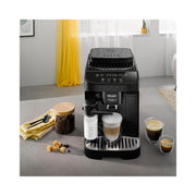De’Longhi Magnifica Evo ECAM290.51.B bean-to-cup espresso machine in black with LatteCrema milk frother