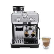 De'Longhi La Specialista Arte EC9155.MB espresso machine in metal black with built-in grinder and manual steam wand