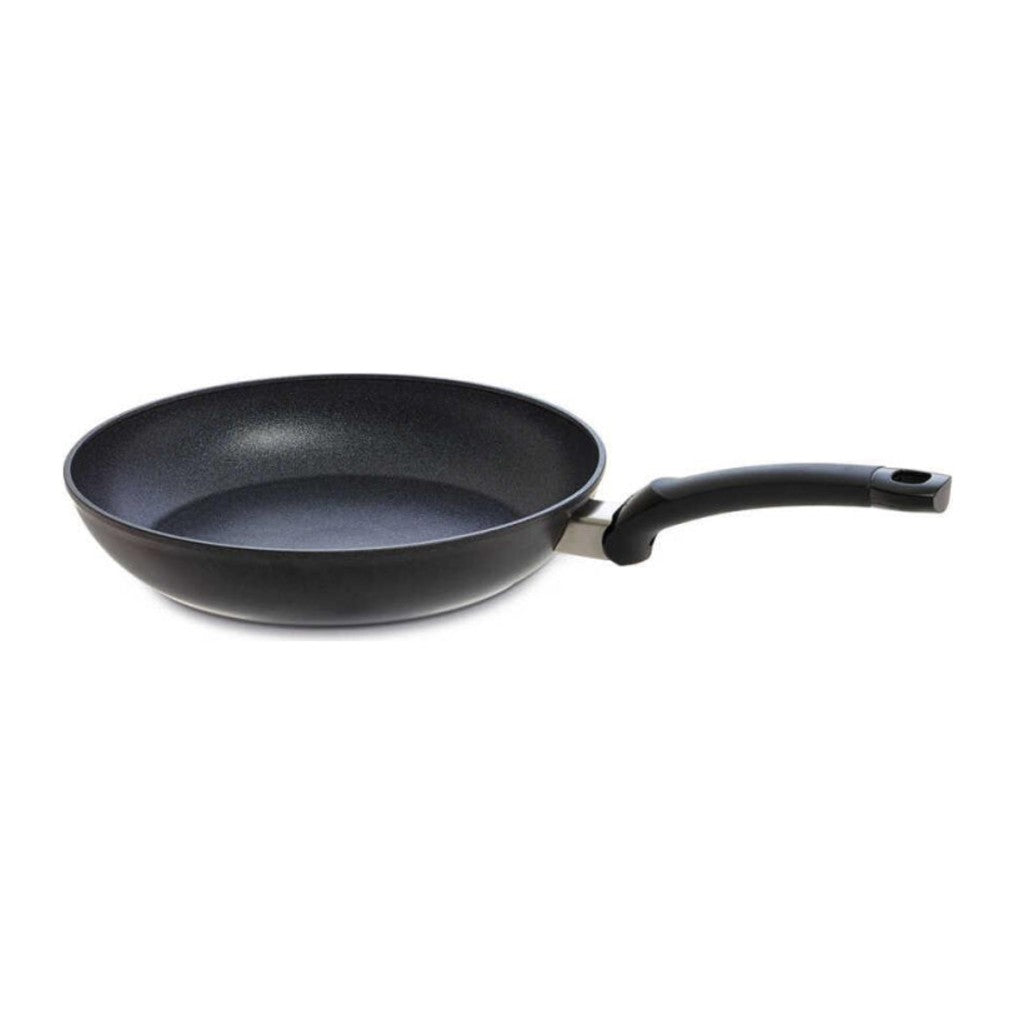 Fissler Adamant Classic 157-304-26-100 Frying Pan, side view
