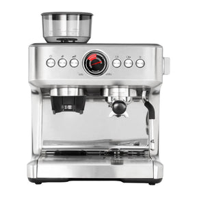 Gastroback 42626, front view with bean hopper, pressure gauge and portafilter