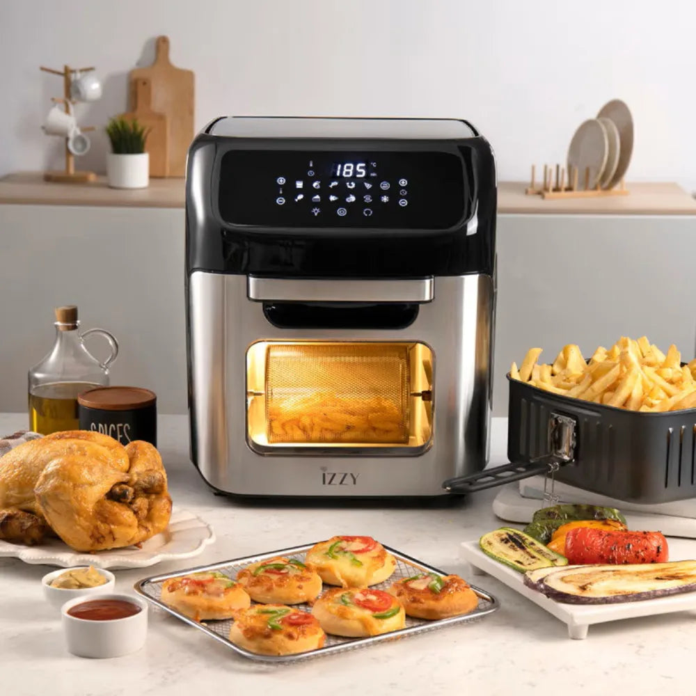 Izzy IZ-8205 Air Fryer in Silver, in a room setting