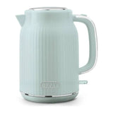 Izzy Vintage 224604 Electric Kettle in Green, front view
