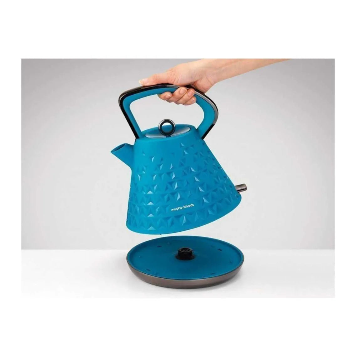 Morphy Richards 108104 Electric Kettle in Blue, front view