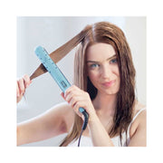 Remington S7300 Wet2Straight hair straightener with vented ceramic plates for damp hair