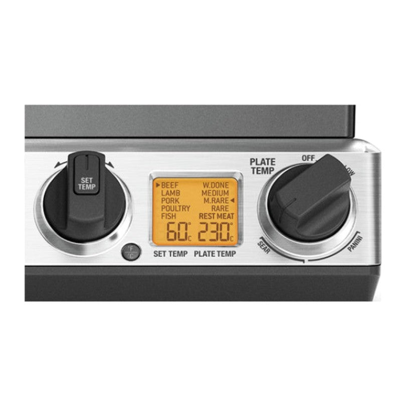 Sage the Smart Grill Pro BGR840 Contact Grill, controls and display