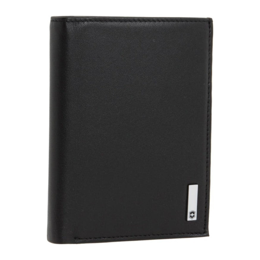 Victorinox Altius 3.0 Grenoble 30164101 Wallet in Black, closed