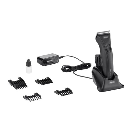 Wahl Arco Pro 1876-0472 Pet Clipper in Black, shown open